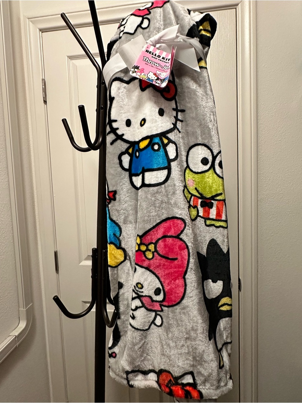 Hello Kitty Kids Throw Blanket - Gray with Multicolor Characters